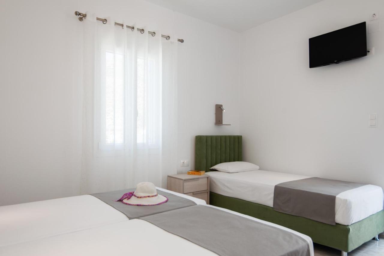 Theodora Rooms Kamares  Екстер'єр фото